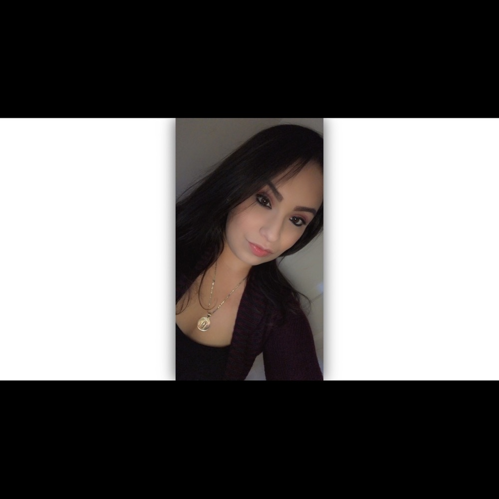 Meet your Posher, Jasmine